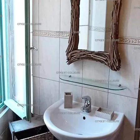 3 For 4 People * Collioure